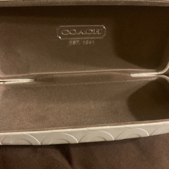 Coach sunglass case - Picture 2 of 4